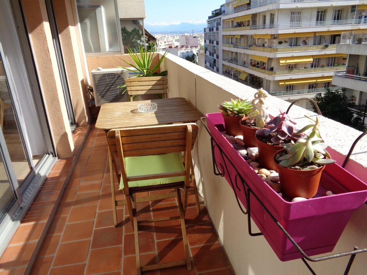 Le Crystal Apartment Antibes Bagian luar foto
